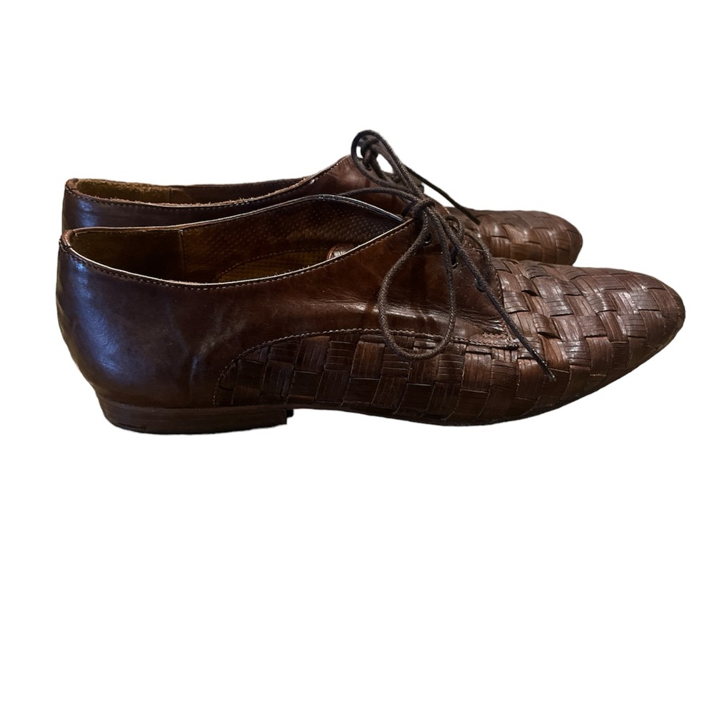 Vintage Sesto Meucci of Florence. Brown woven leather loafers. Made in Italy.